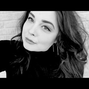 Meet your Posher, Madison Lois!